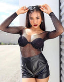 Brillo Eterno: El Body Perlado que Transforma tu Estilo